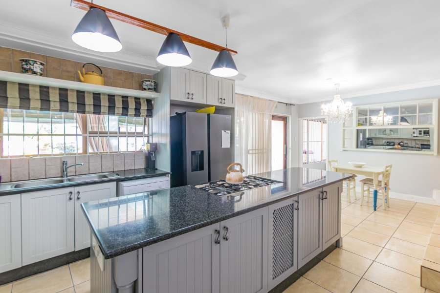3 Bedroom Property for Sale in Chartwell Gauteng