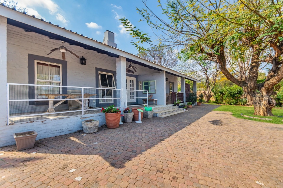 3 Bedroom Property for Sale in Chartwell Gauteng