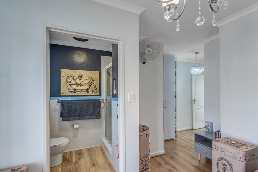 2 Bedroom Property for Sale in Bryanston Gauteng