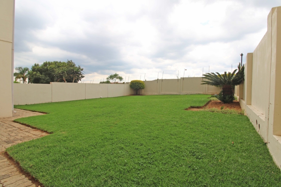 2 Bedroom Property for Sale in Country View Gauteng