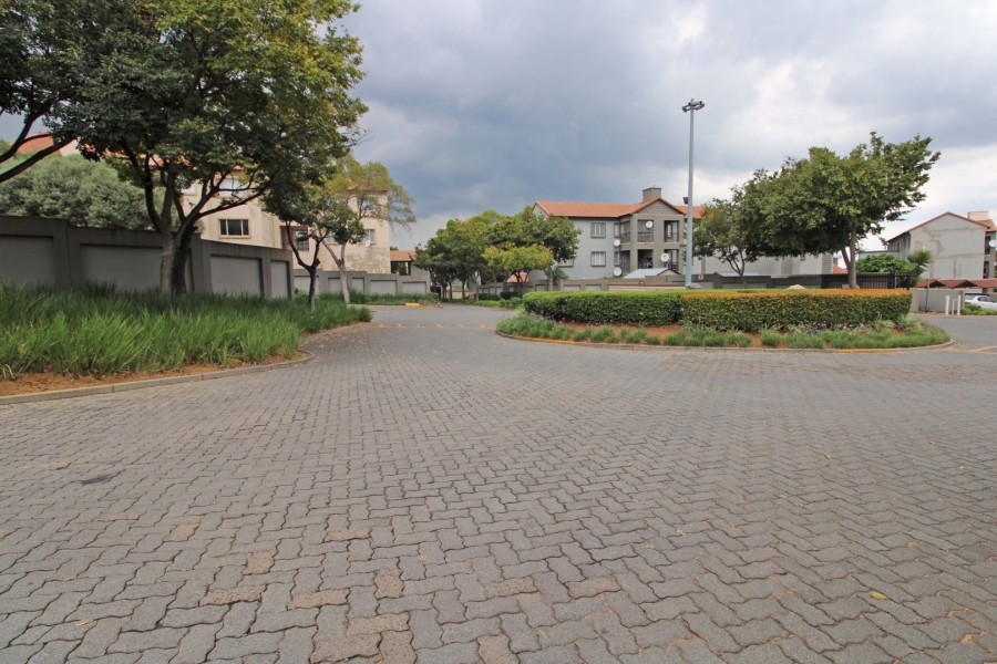 2 Bedroom Property for Sale in Country View Gauteng