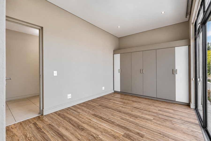5 Bedroom Property for Sale in Helderfontein Estate Gauteng