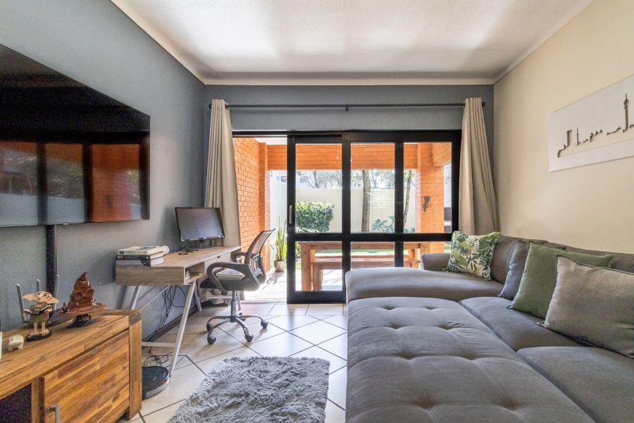 To Let 1 Bedroom Property for Rent in Lonehill Gauteng