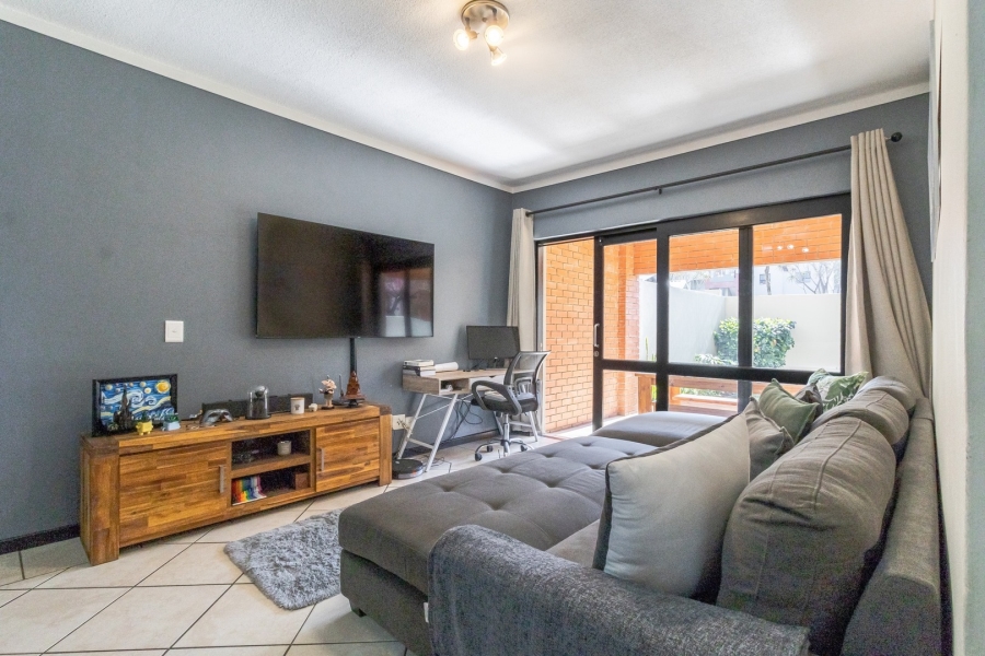 To Let 1 Bedroom Property for Rent in Lonehill Gauteng