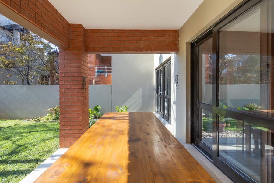 To Let 1 Bedroom Property for Rent in Lonehill Gauteng