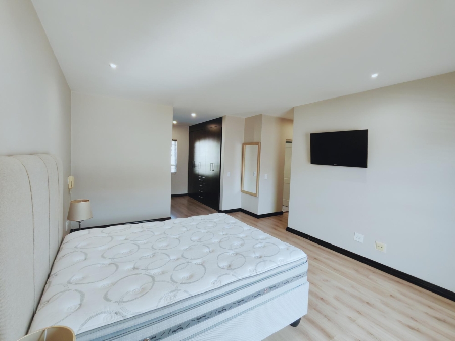 To Let 3 Bedroom Property for Rent in Sandown Gauteng