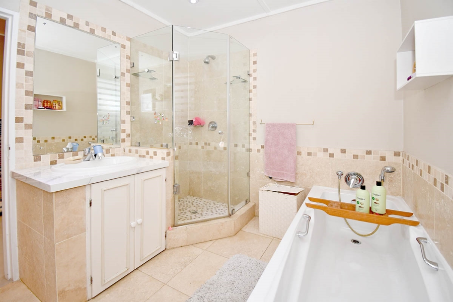 4 Bedroom Property for Sale in Bryanston Gauteng