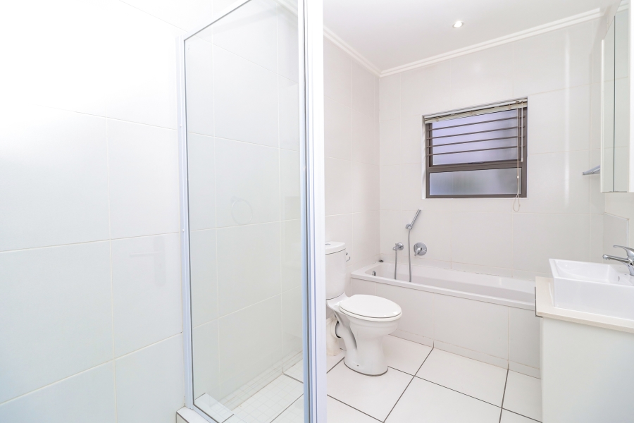 To Let 2 Bedroom Property for Rent in Sunninghill Gauteng