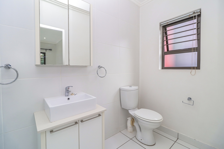 To Let 2 Bedroom Property for Rent in Sunninghill Gauteng
