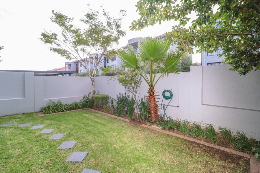 To Let 2 Bedroom Property for Rent in Sunninghill Gauteng