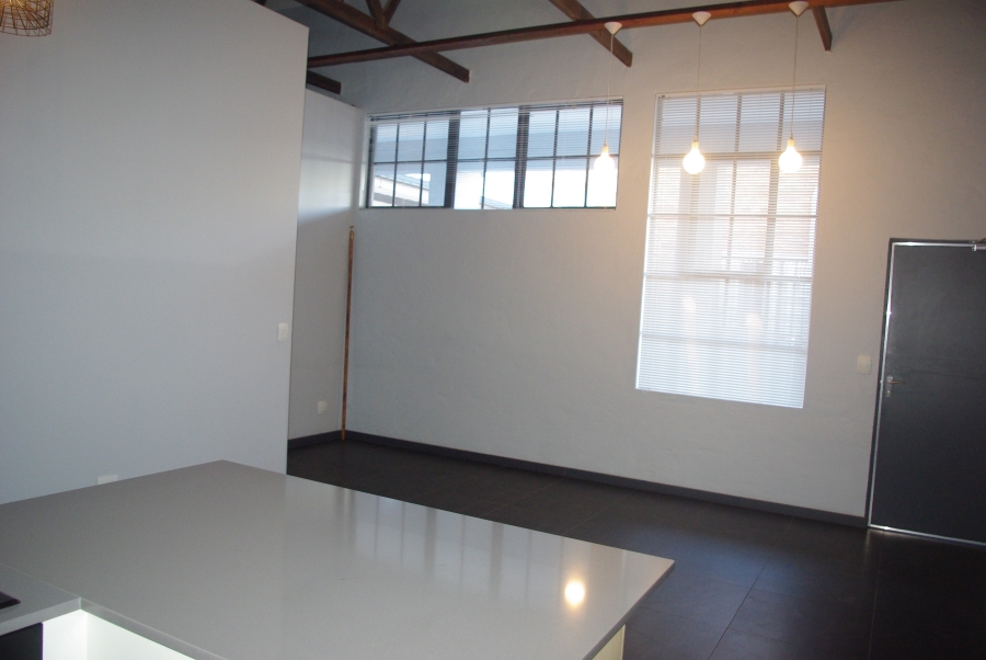 To Let 1 Bedroom Property for Rent in Braamfontein Gauteng