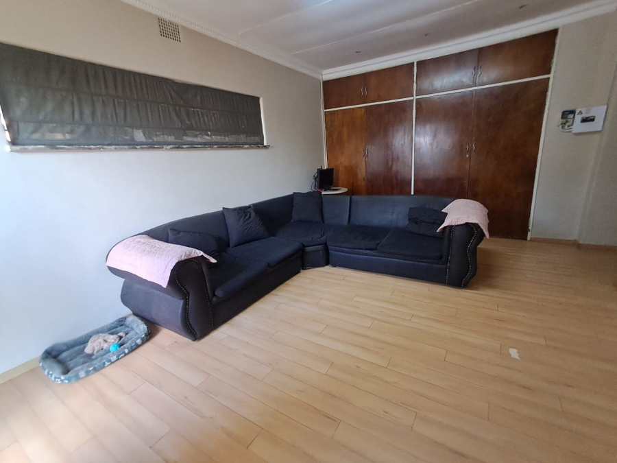 To Let 2 Bedroom Property for Rent in Ontdekkerspark Gauteng