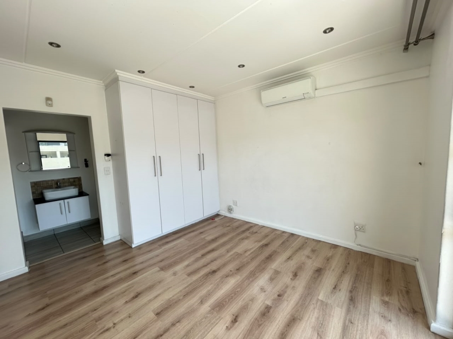 To Let 2 Bedroom Property for Rent in Rivonia Gauteng