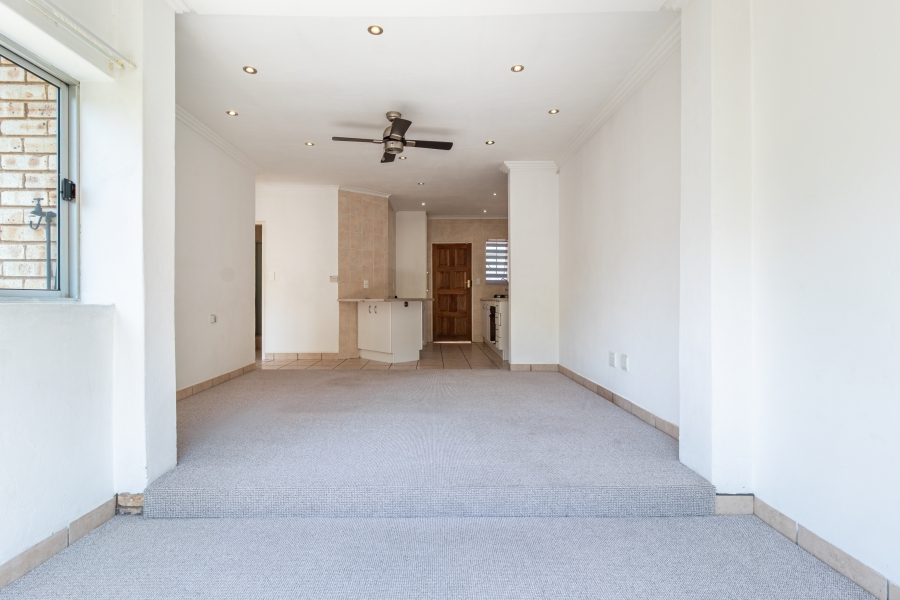 2 Bedroom Property for Sale in Wilgeheuwel Gauteng