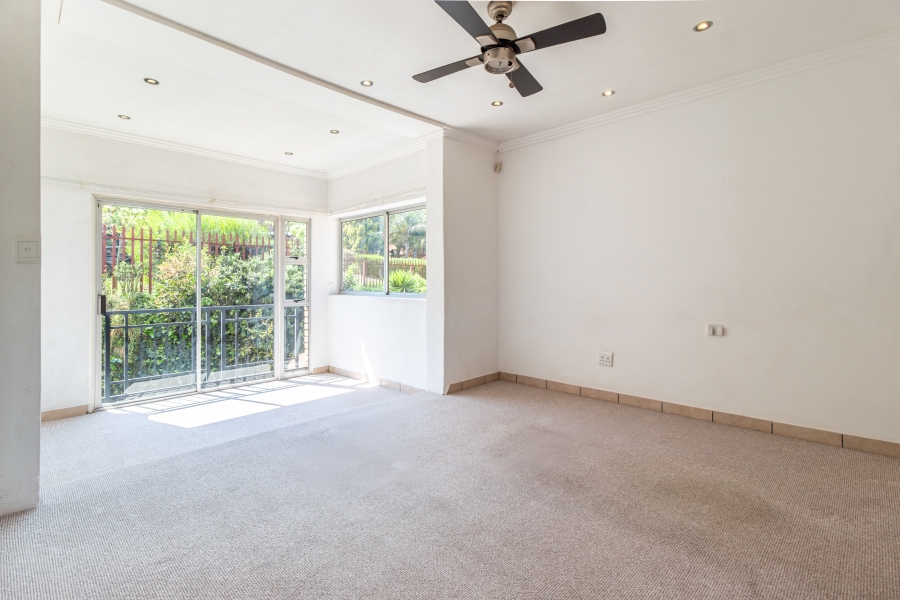 2 Bedroom Property for Sale in Wilgeheuwel Gauteng