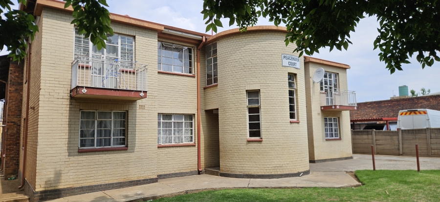 2 Bedroom Property for Sale in Peacehaven Gauteng