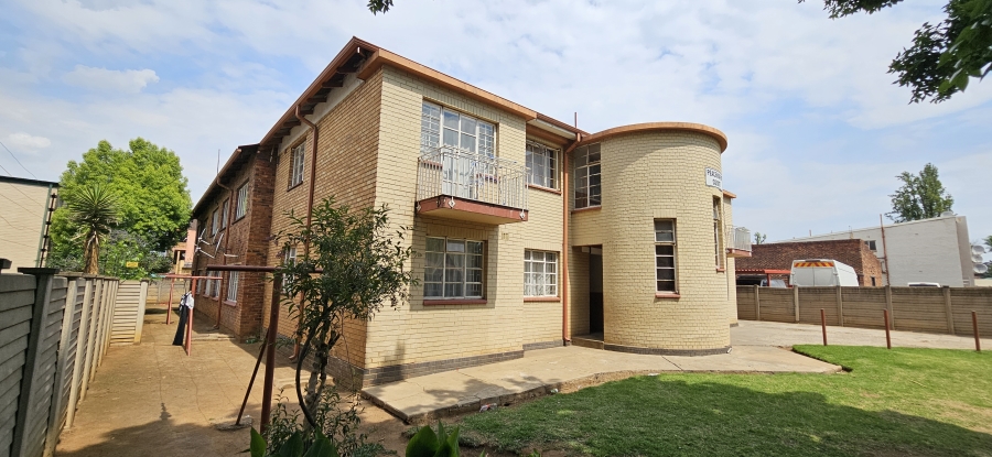 2 Bedroom Property for Sale in Peacehaven Gauteng