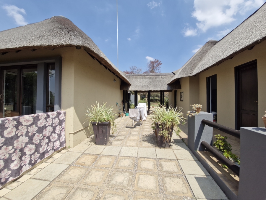 3 Bedroom Property for Sale in Letamo Game Farm Gauteng
