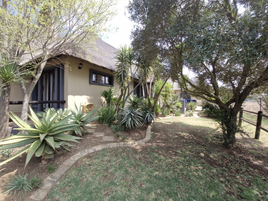 3 Bedroom Property for Sale in Letamo Game Farm Gauteng