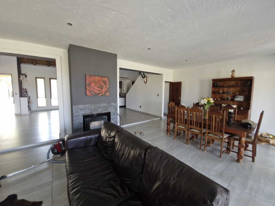 3 Bedroom Property for Sale in Letamo Game Farm Gauteng