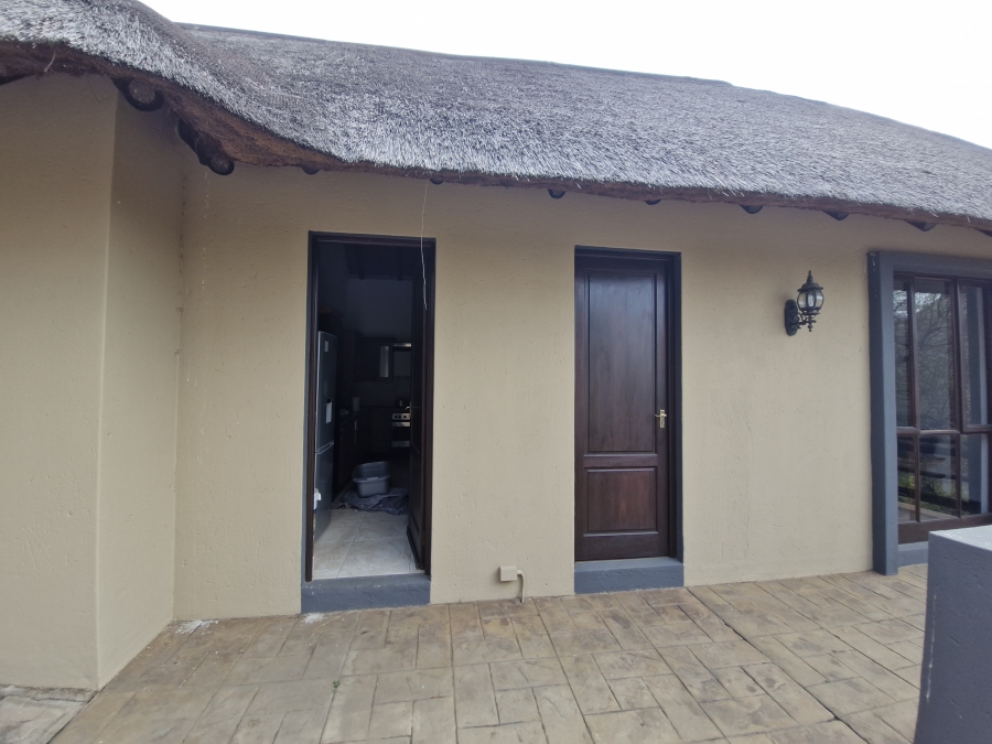 3 Bedroom Property for Sale in Letamo Game Farm Gauteng
