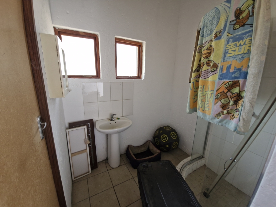 3 Bedroom Property for Sale in Letamo Game Farm Gauteng