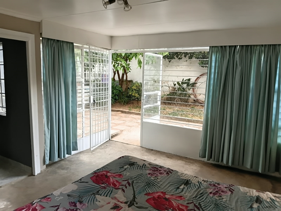 To Let 1 Bedroom Property for Rent in Discovery Gauteng