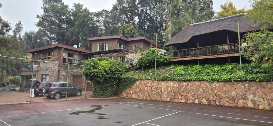 6 Bedroom Property for Sale in Helderkruin Gauteng