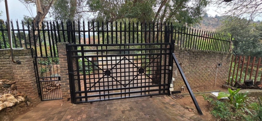 6 Bedroom Property for Sale in Helderkruin Gauteng