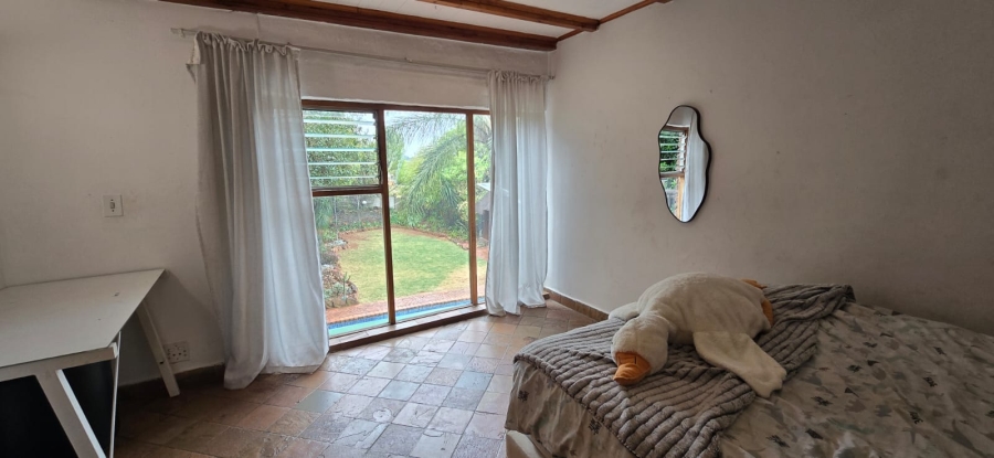 6 Bedroom Property for Sale in Helderkruin Gauteng