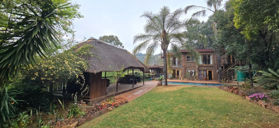 6 Bedroom Property for Sale in Helderkruin Gauteng