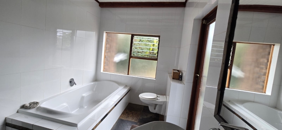 6 Bedroom Property for Sale in Helderkruin Gauteng