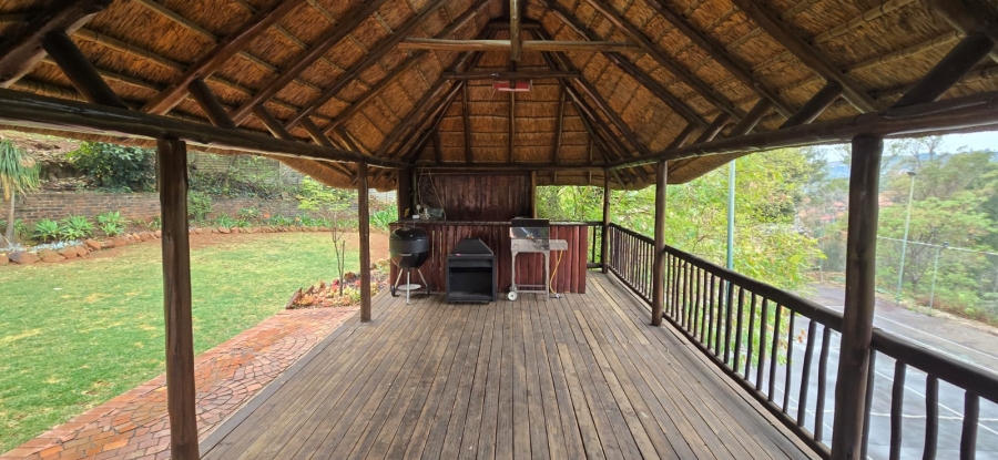 6 Bedroom Property for Sale in Helderkruin Gauteng