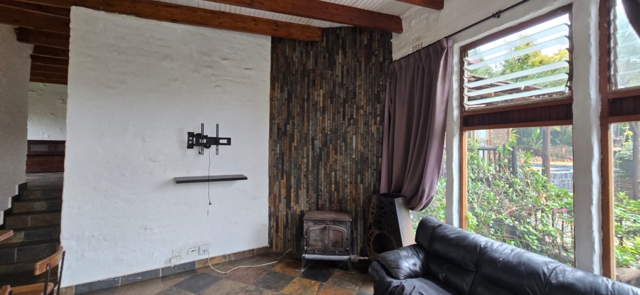 6 Bedroom Property for Sale in Helderkruin Gauteng