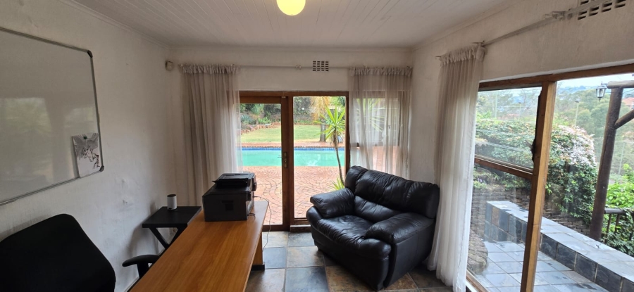 6 Bedroom Property for Sale in Helderkruin Gauteng