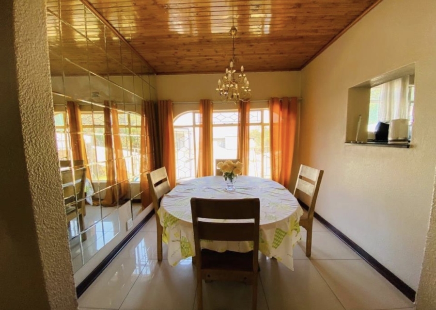 5 Bedroom Property for Sale in Bassonia Gauteng
