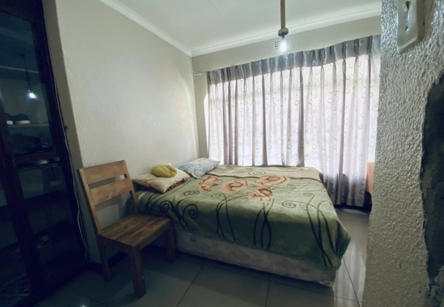 5 Bedroom Property for Sale in Bassonia Gauteng