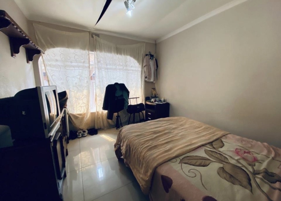 5 Bedroom Property for Sale in Bassonia Gauteng
