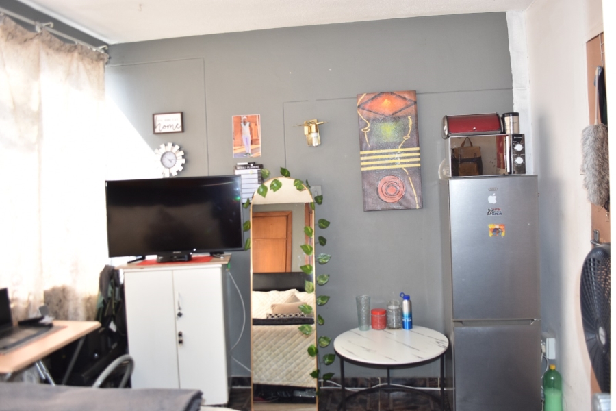 2 Bedroom Property for Sale in Pretoria Central Gauteng