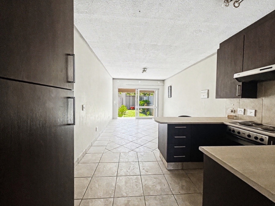 1 Bedroom Property for Sale in Sunninghill Gauteng