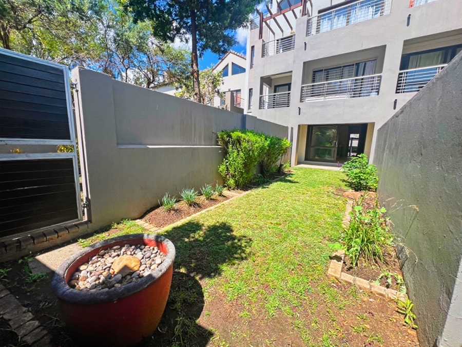 1 Bedroom Property for Sale in Sunninghill Gauteng