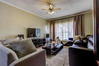 2 Bedroom Property for Sale in Birchleigh North Gauteng