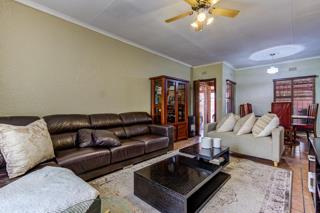 2 Bedroom Property for Sale in Birchleigh North Gauteng