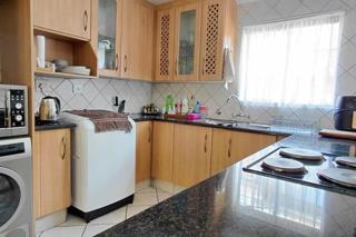 2 Bedroom Property for Sale in Beyers Park Gauteng