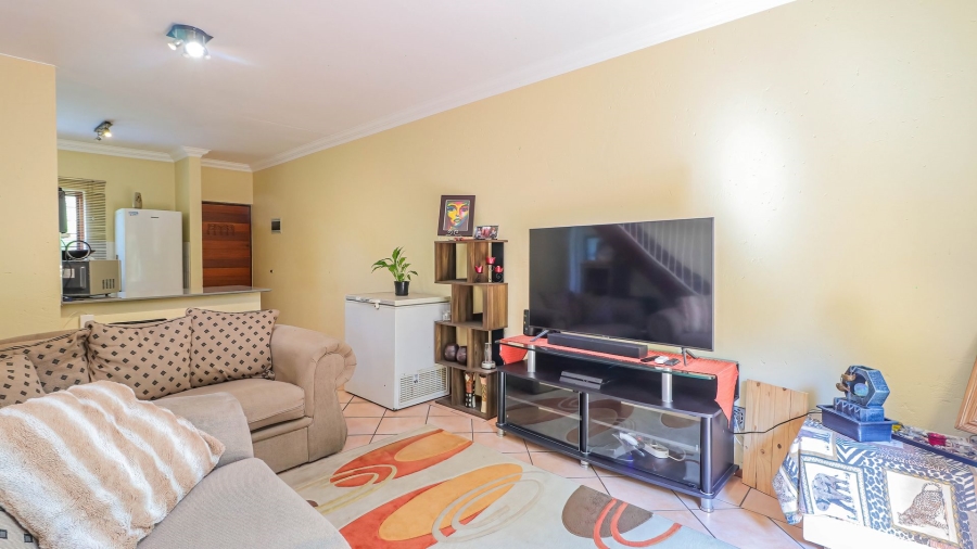 2 Bedroom Property for Sale in Sunninghill Gauteng
