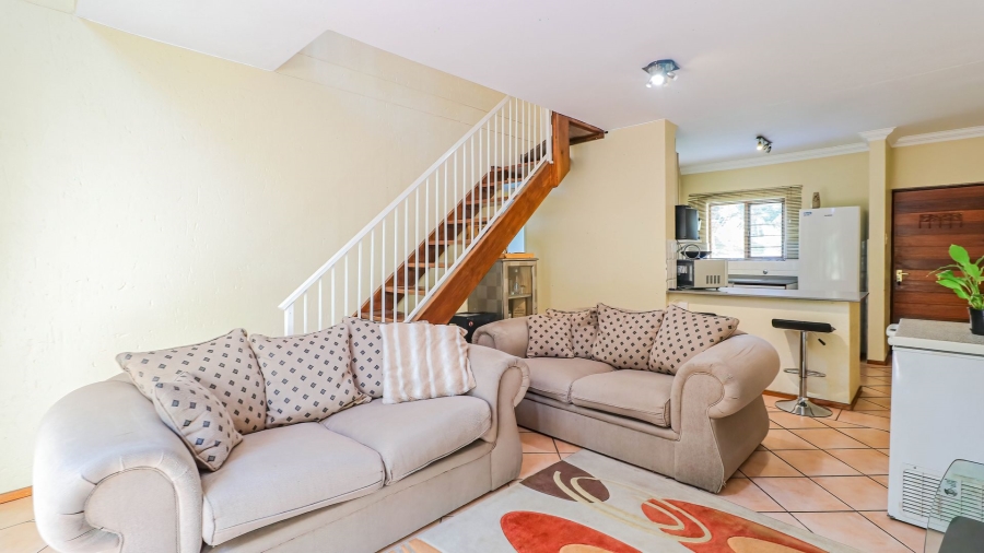 2 Bedroom Property for Sale in Sunninghill Gauteng