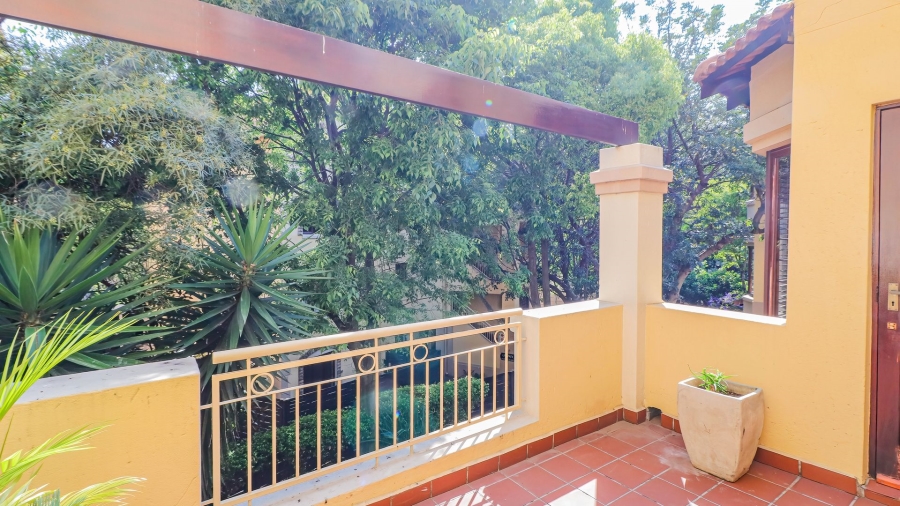 2 Bedroom Property for Sale in Sunninghill Gauteng