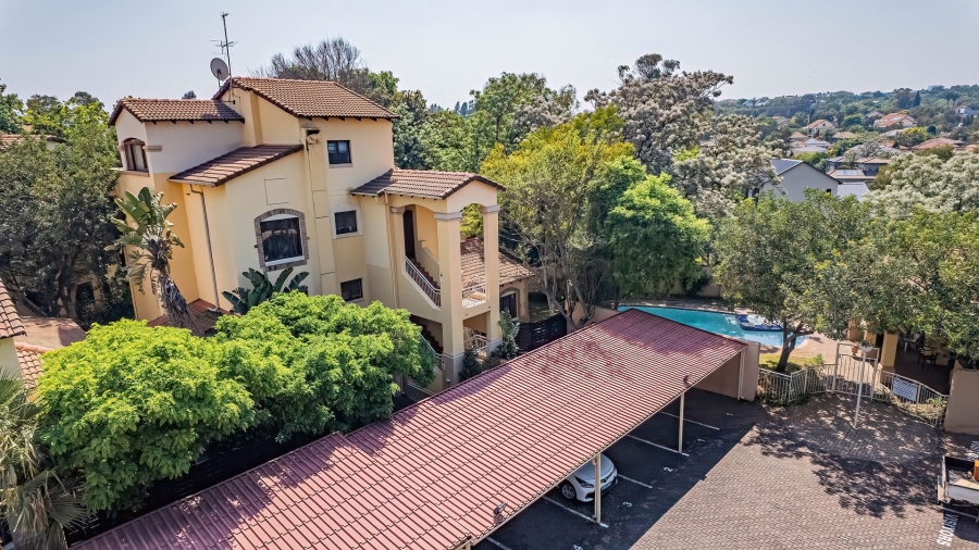 2 Bedroom Property for Sale in Sunninghill Gauteng