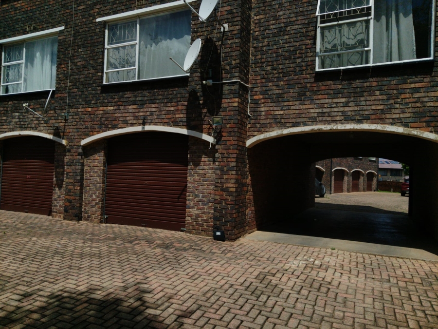 2 Bedroom Property for Sale in Croydon Gauteng