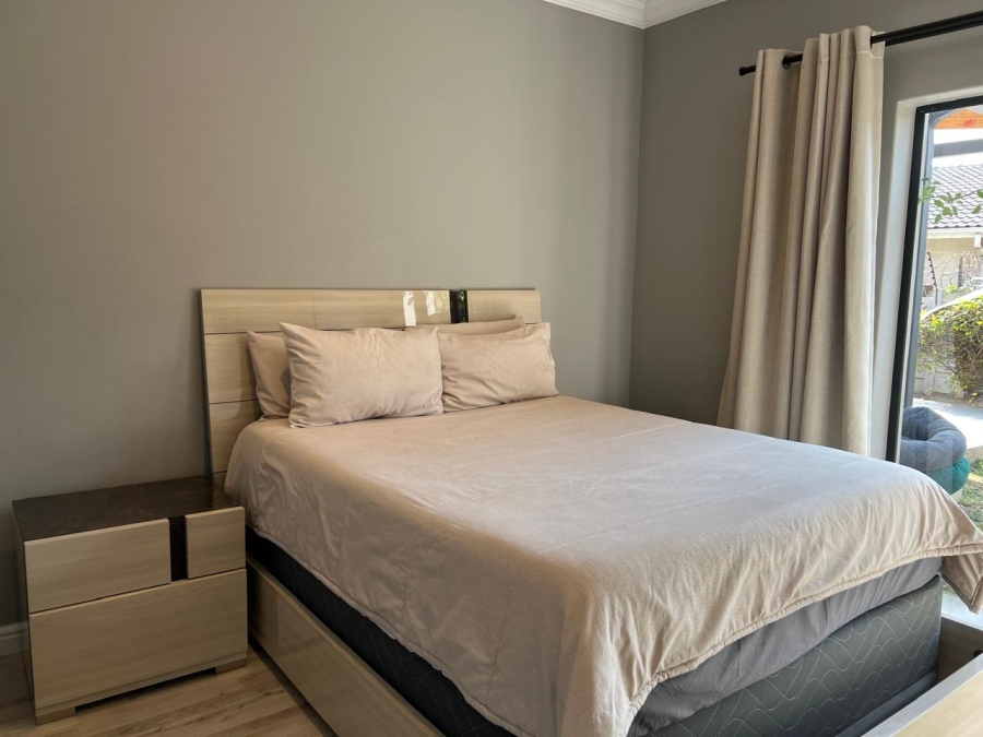 5 Bedroom Property for Sale in Wendywood Gauteng
